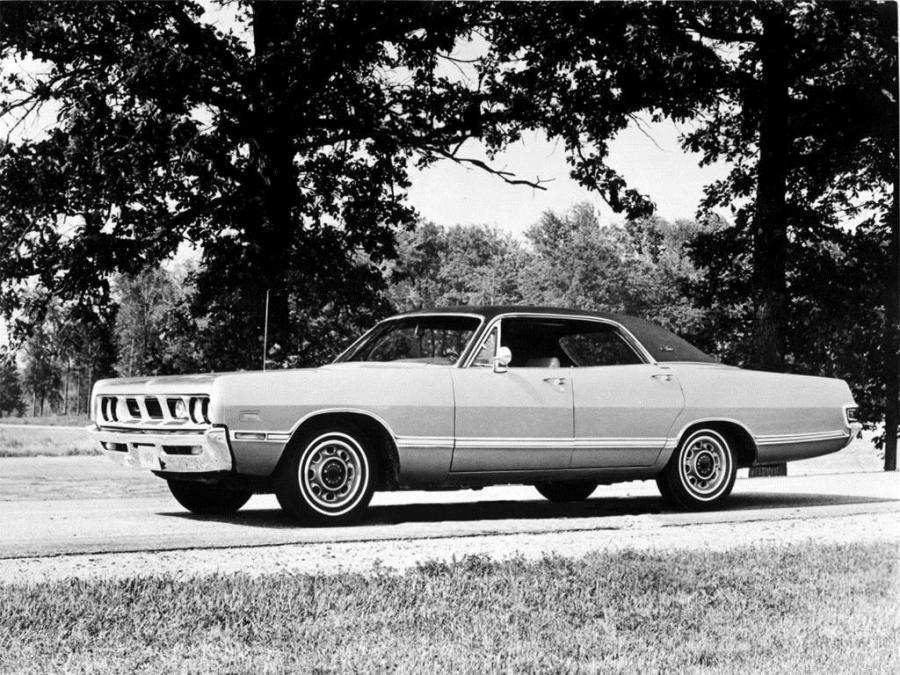  Dodge Monaco 4-Door Hardtop 1969 года  (фото 3 из 3)
